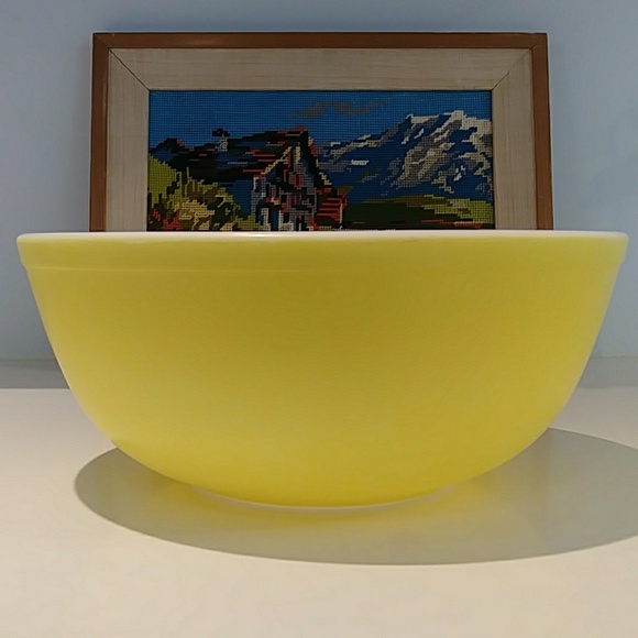 Pyrex Other - Vintage large yellow Pyrex mixing bowl